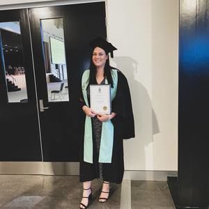 Meet your Posher, Elly